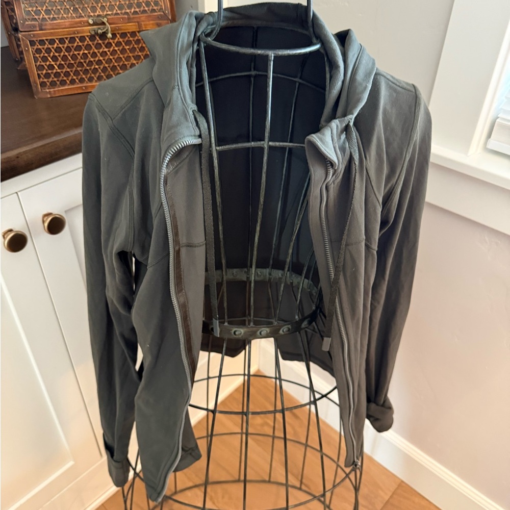 Lululemon Women's Gray Jacket